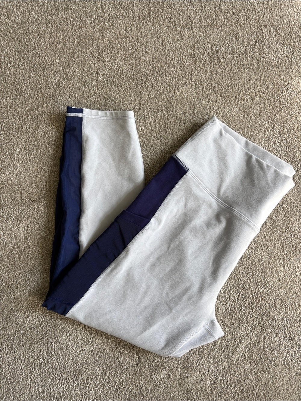 Fabletics White Leggings with Navy Side Panels XL, (161)
